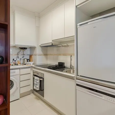 Regina House - By Y Concept 아파트