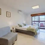 Regina House - By Y Concept